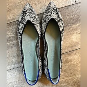 NWOT Rothy's Black and White Women's Point Flats